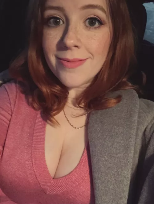 Feeling pretty in pink! [F] by snildeep