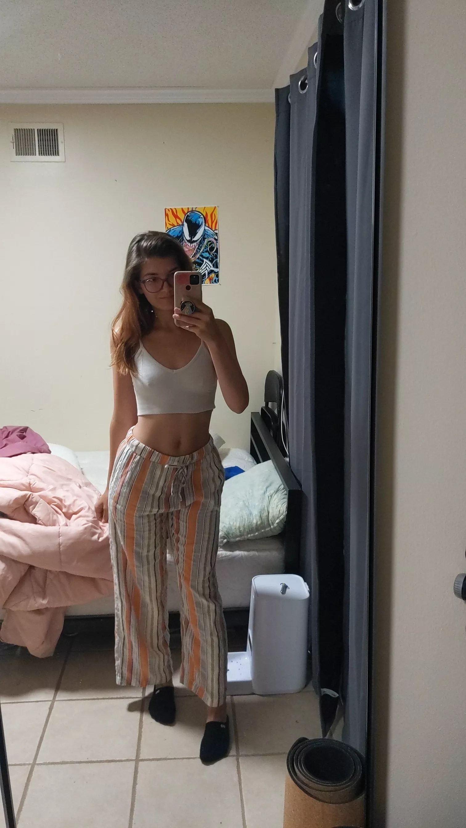 Good morning! I got some new pants yesterday and I think they're my new favorite. [F] posted by Cozysophie