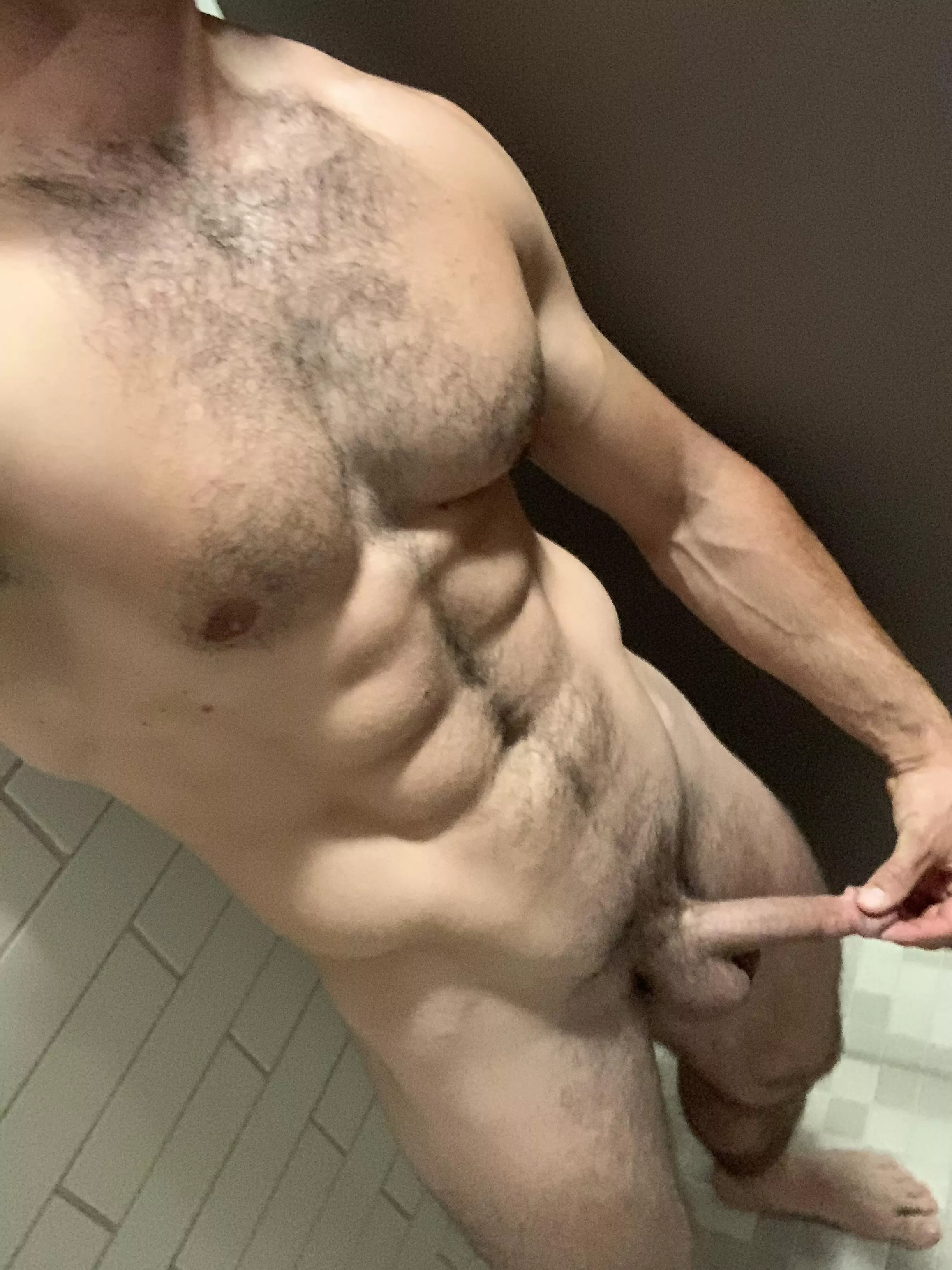 Hey bro! Thought I saw ya staring in the gym showers earlier. Say hey next time (28) posted by browser112358
