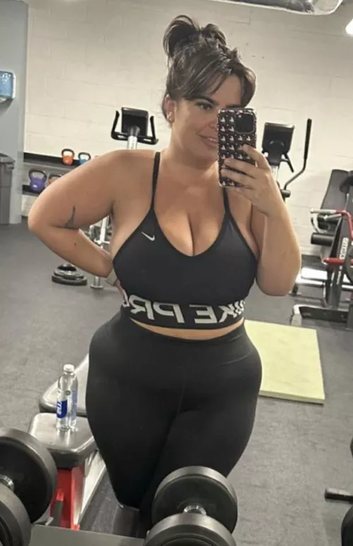 I love this chubby bitch by Shot_Owl3416