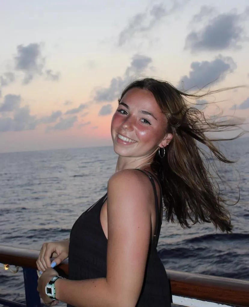 Katie Donnelly posted by Weakness-Valuable