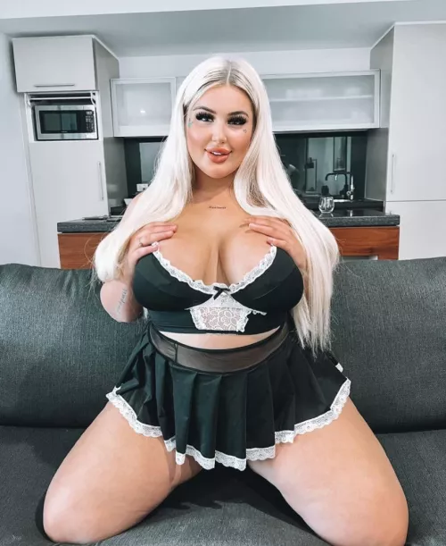 Let me put your face between these🤪 by bambibabe99