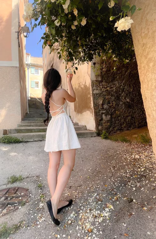 Let’s tour Europe hand in hand by _Elaena_