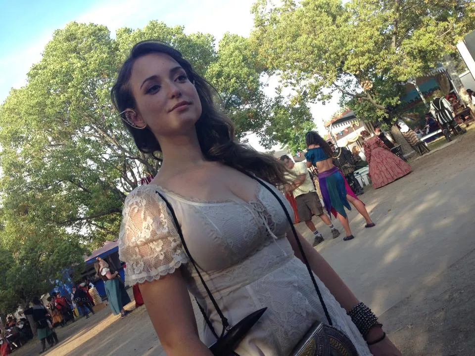 Milana Vayntrub posted by FelixTanim