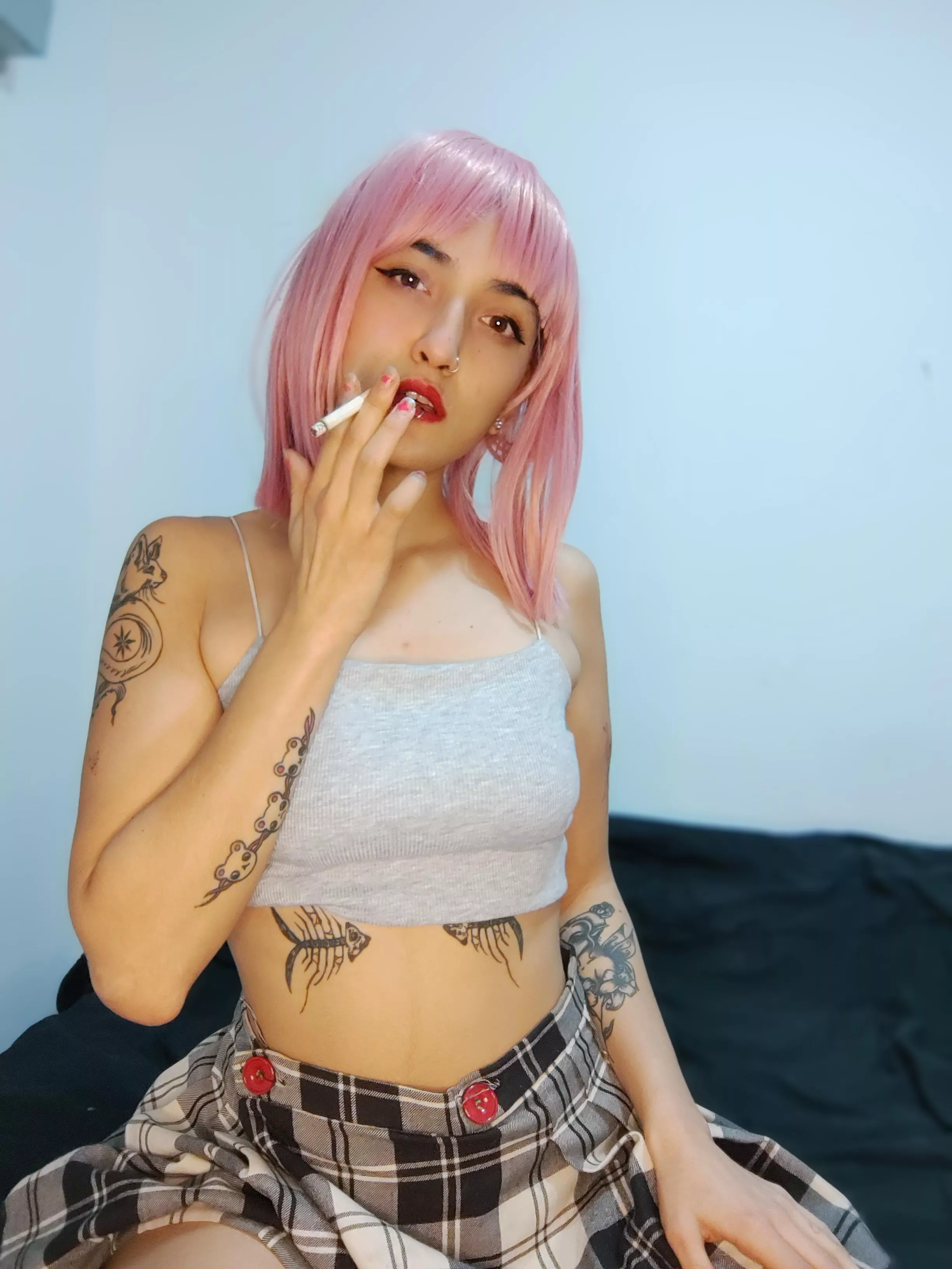 Smoke makes me horny posted by Esme420kinky