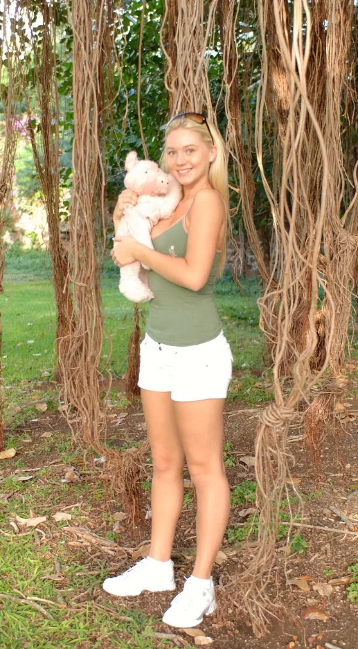 To kill each other with straws🫨😍🔥🔥 posted by Fast-Assumption-7336