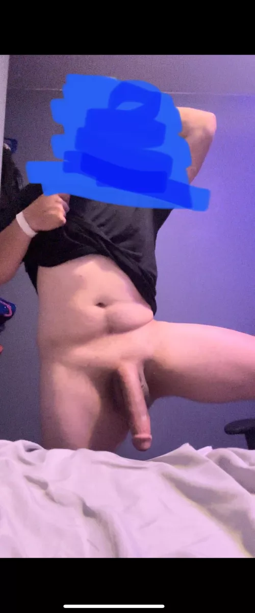 You catch me walking around the house like this wyd 🤔 by Otherwise_Aide_9274