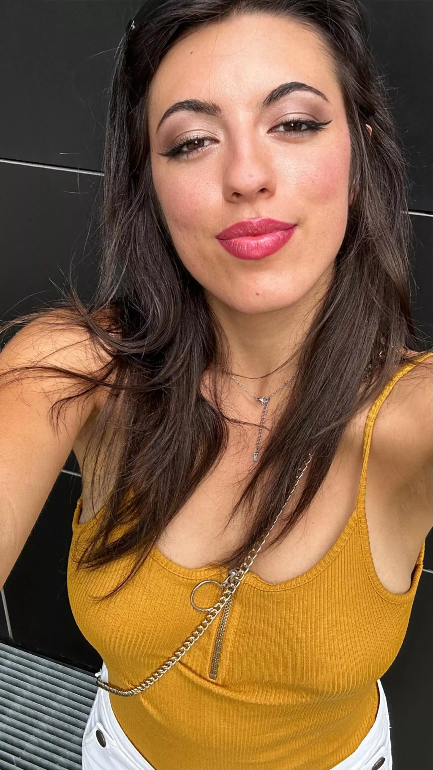 Can i wear this braless on our first date? F19 posted by little__devill