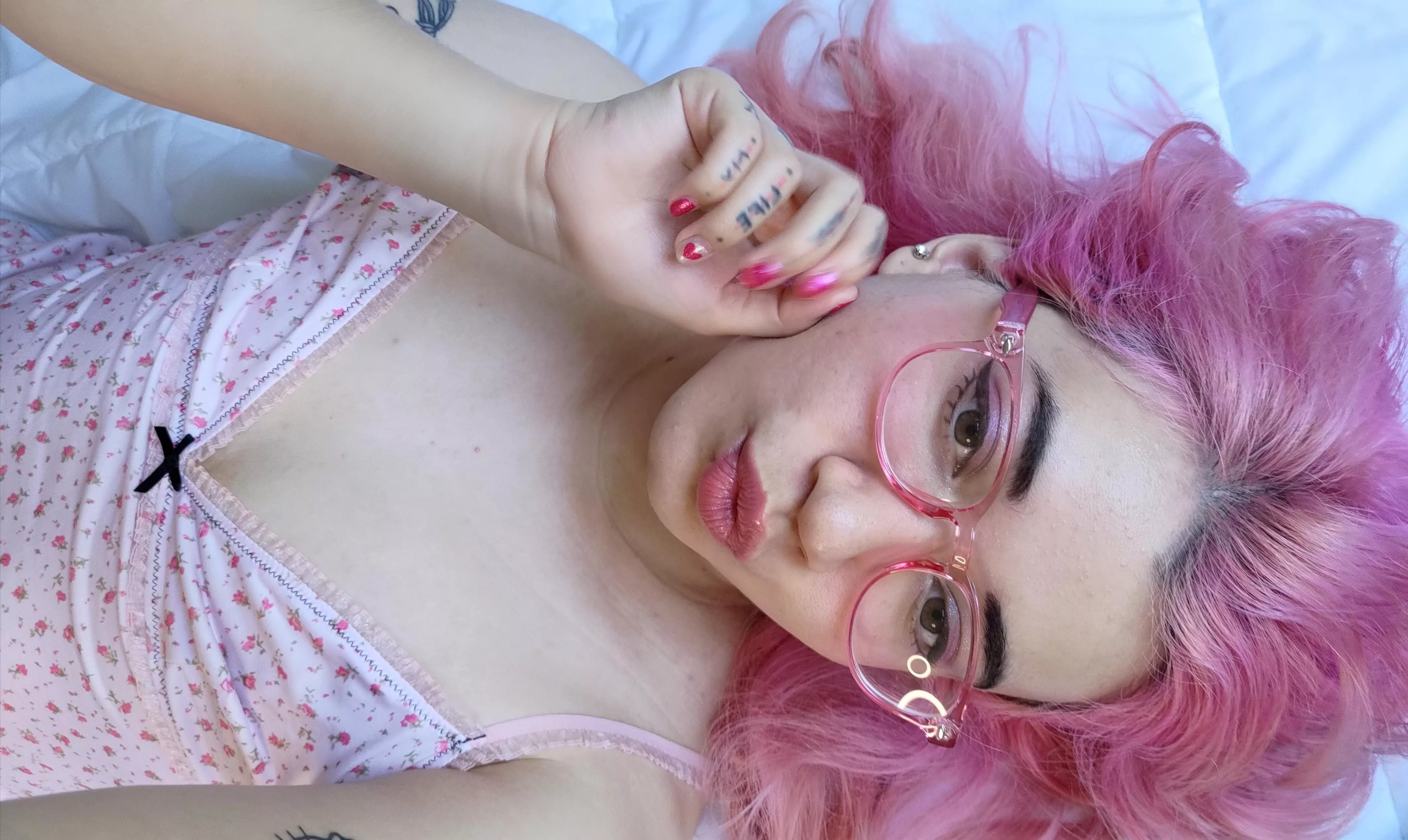 How do I look in glasses?💗 posted by RainbowValentine