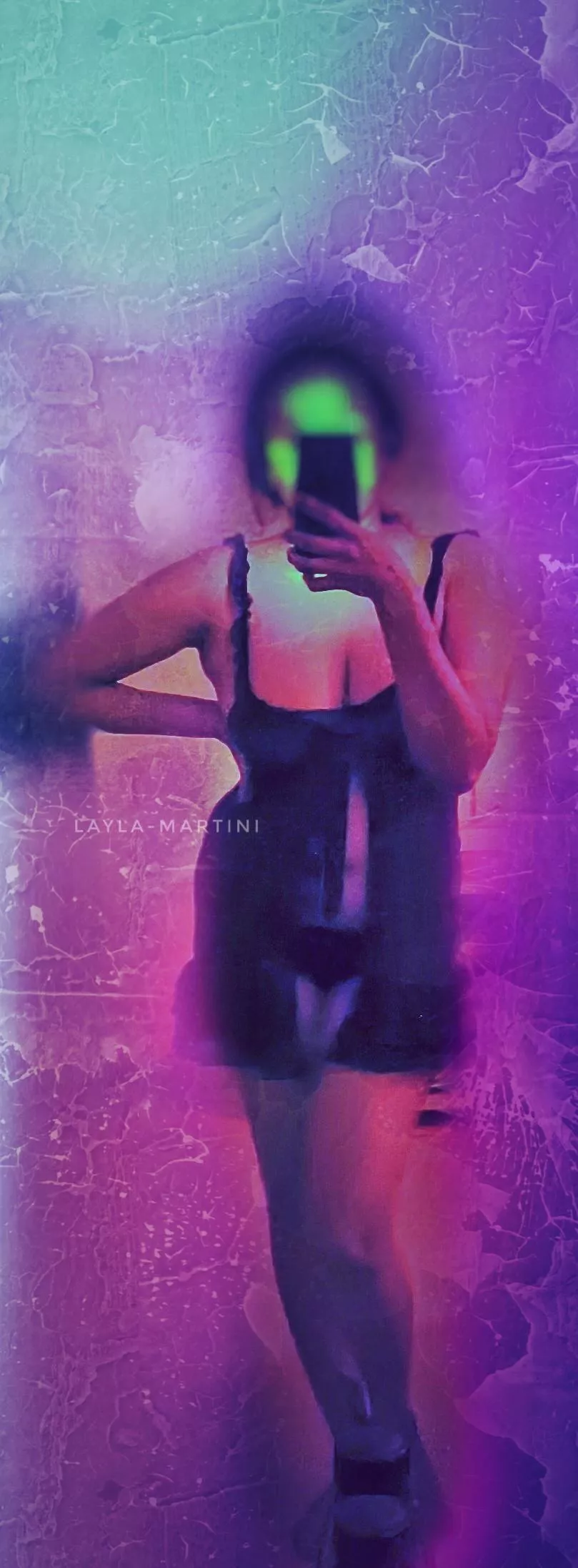 Keeping it cool, turning up the heat [f] posted by Layla-Martini