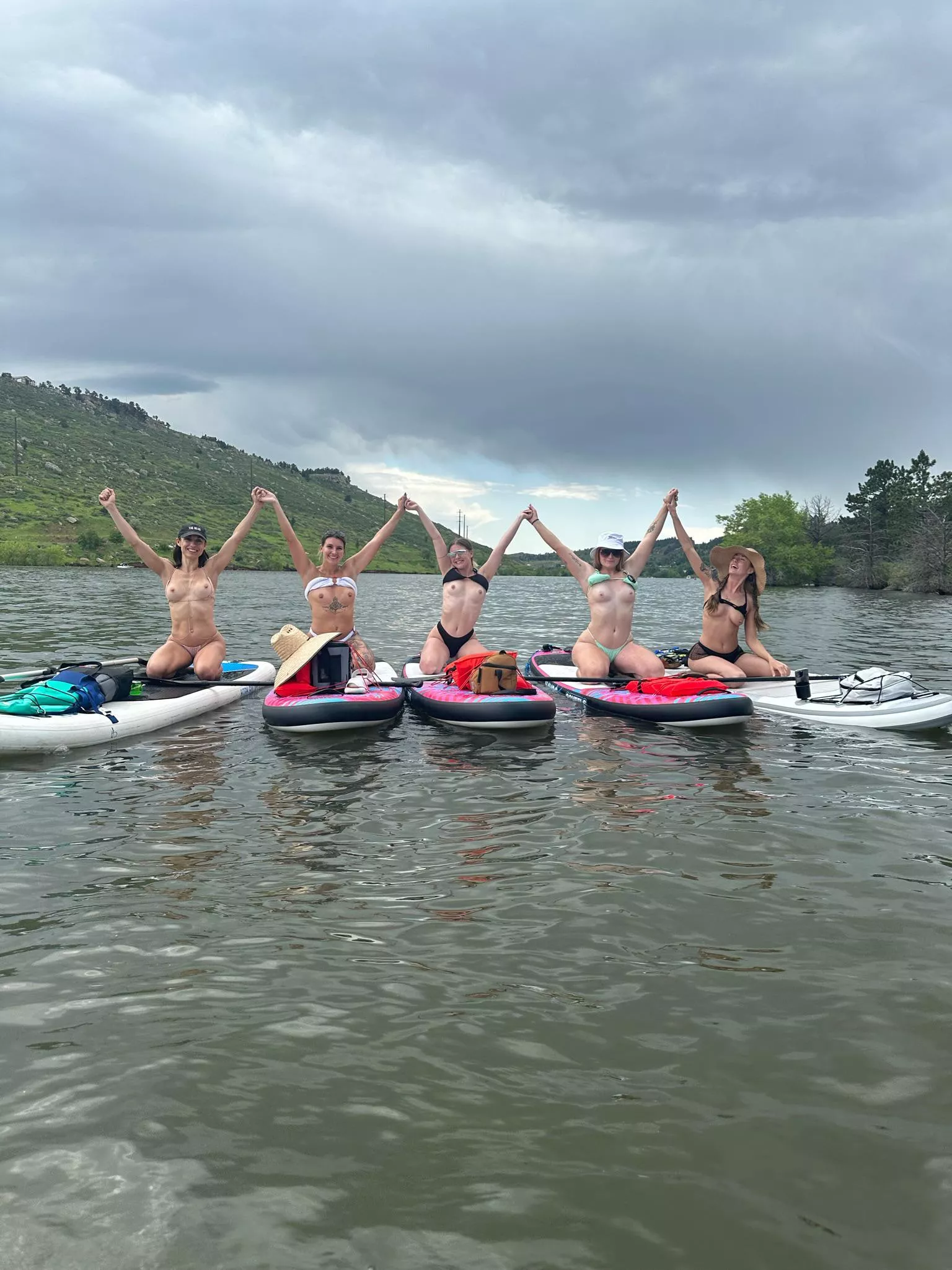 Nothing better than a beach day with the girls (; posted by Babykaittt