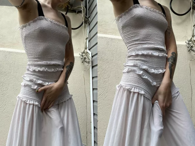 Say hi if you want to sit on my lap by estreetcar