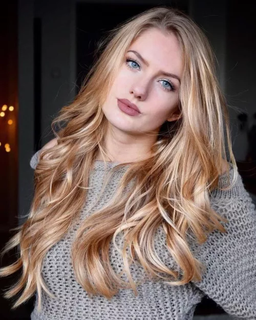 Alicia Schmidt. by FormerFruit