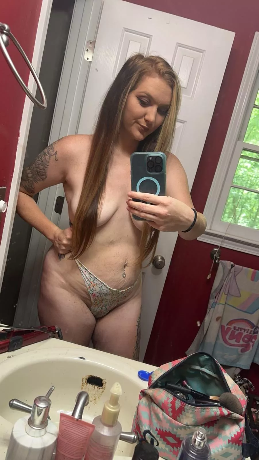 Come out and play posted by milfn_aint_easy