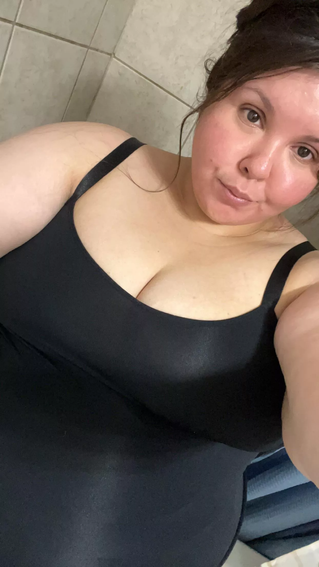 feeling myself selfie ☺️ posted by kikkin_it