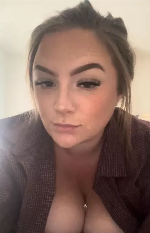 Hope everyone had a good day :) by Strange_Question_728