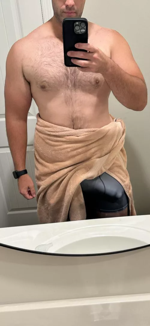 I hate having my shirt off. Do y’all like it off or on better? by graysonspackage