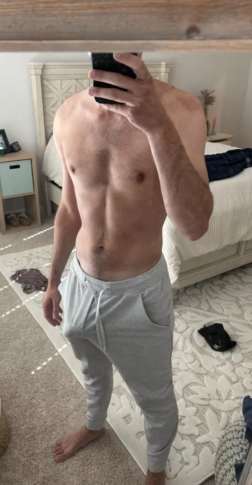 I hear the girls love gray by Only1GloryBoy