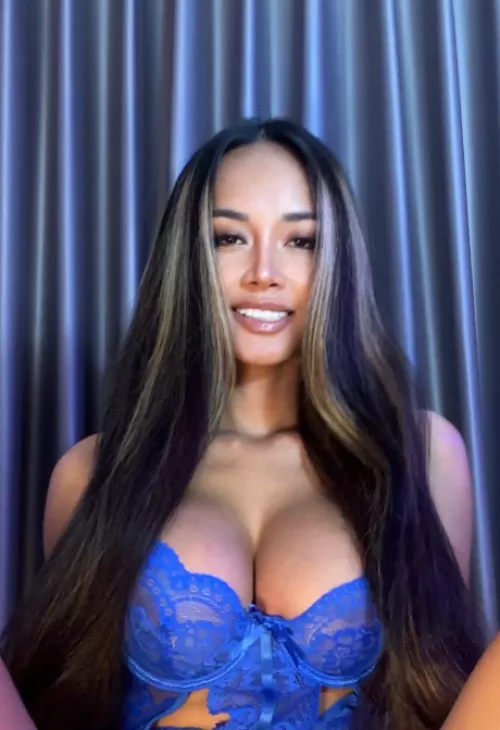 Would you take me on a date? by TeresaLope