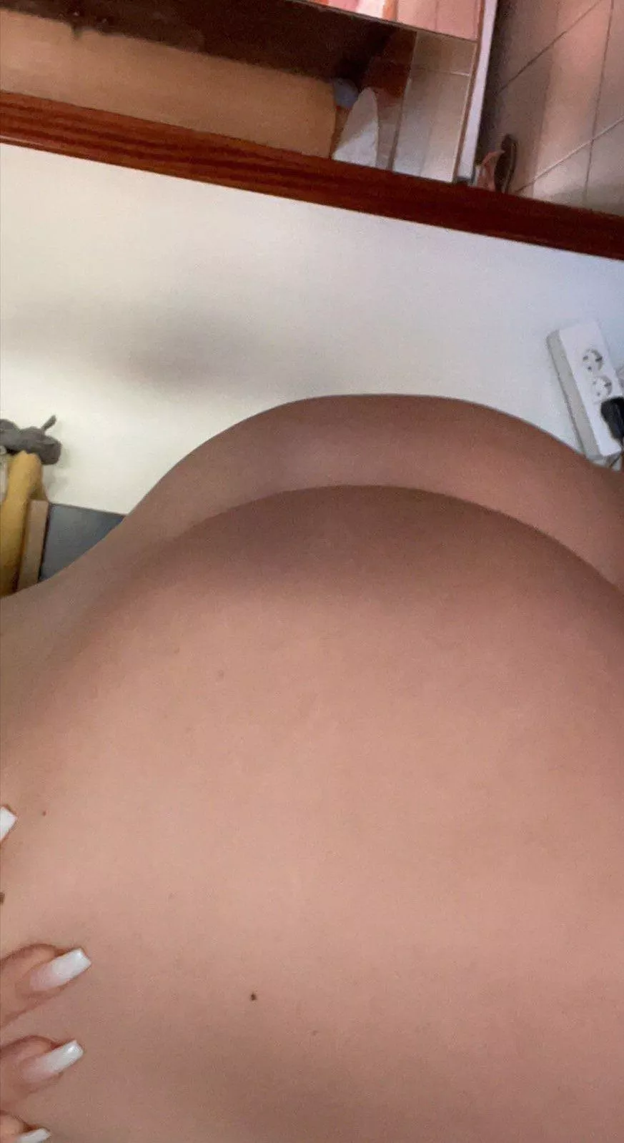 21 [F4M] will sext until you cum if you uvpte this snap: brown202132 posted by Piggymaster332