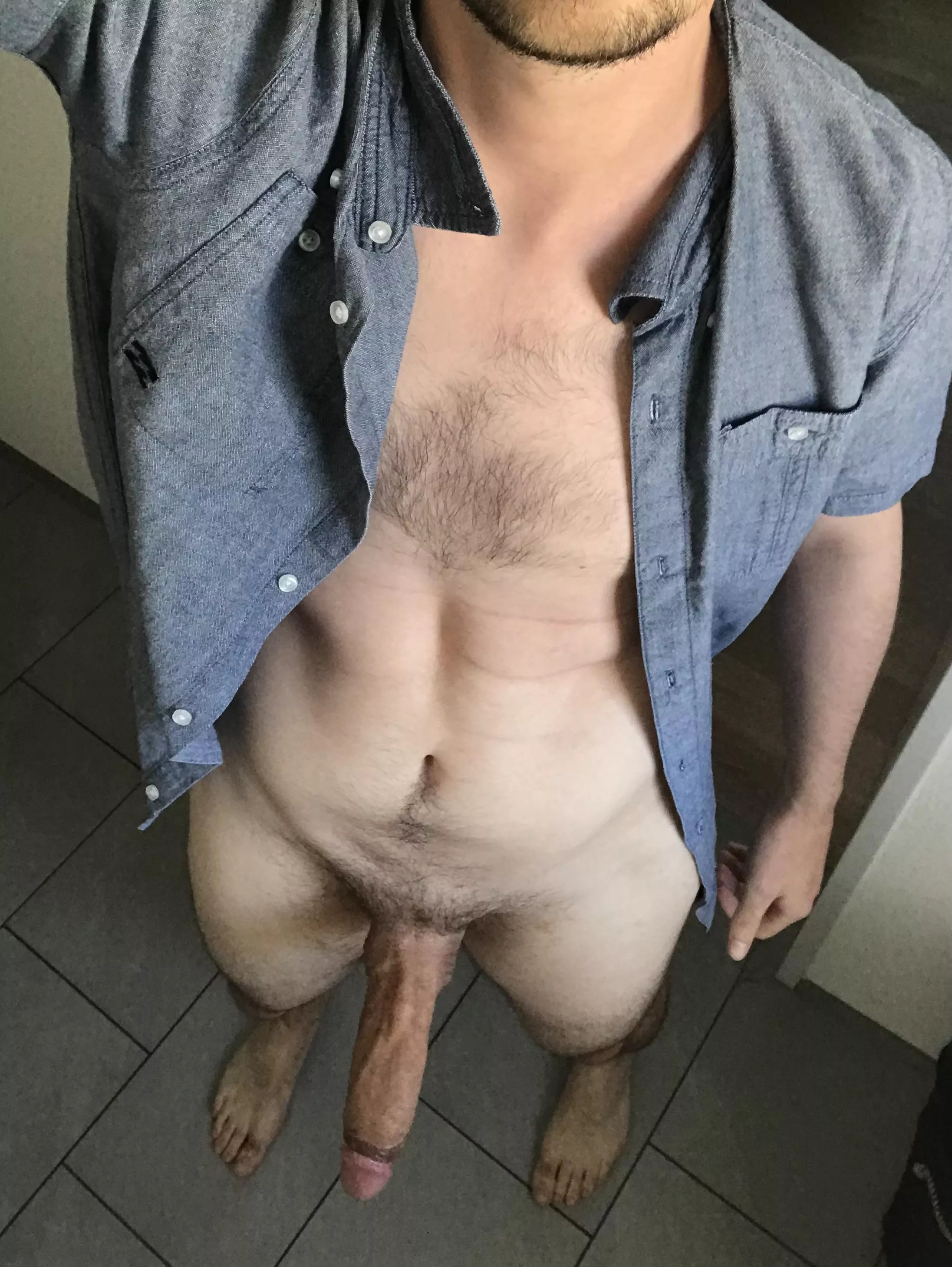 28M - Zurich, Switzerland - Tall and hung bull loves to meet new people! posted by omgitsthickx