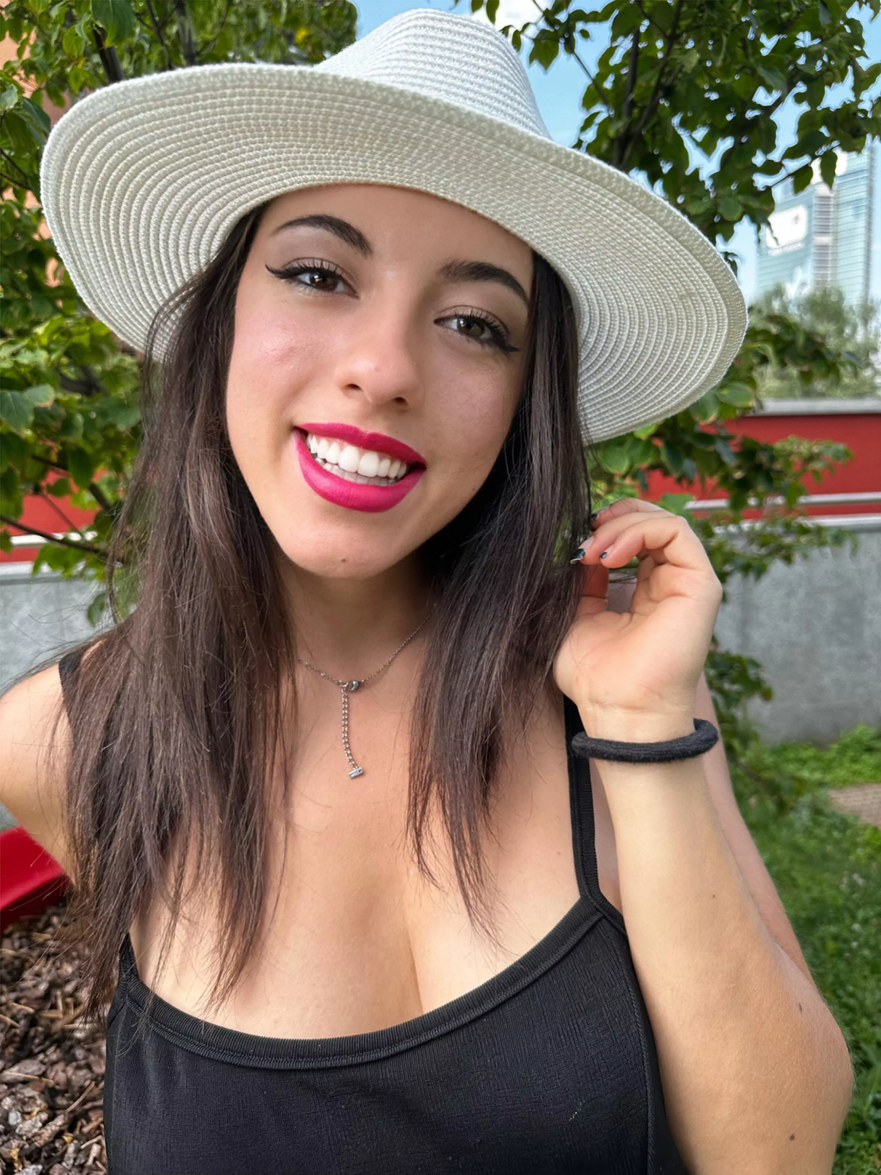 9th day braless My smile talks for me <3 F19 posted by little__devill