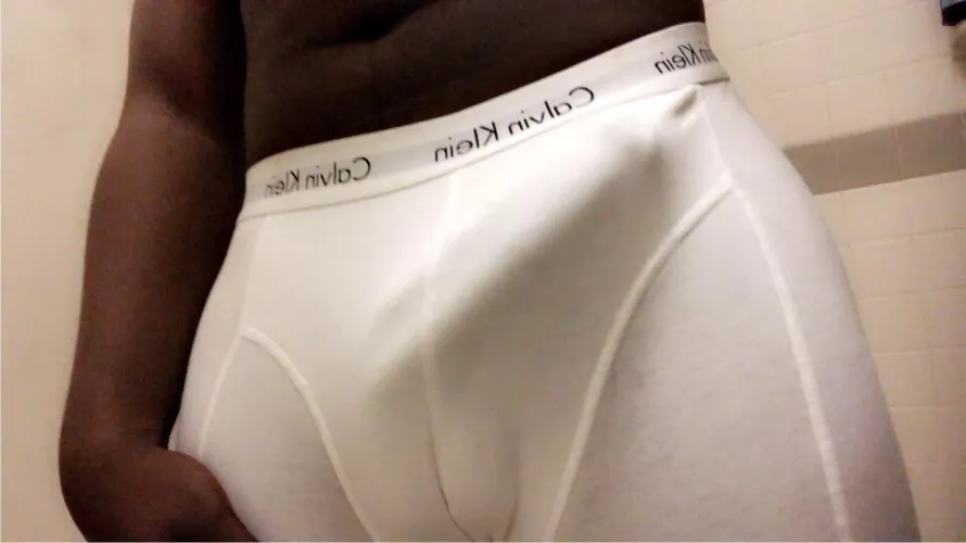 Come pull this meat out my underwear😏 by Wise-Card9601