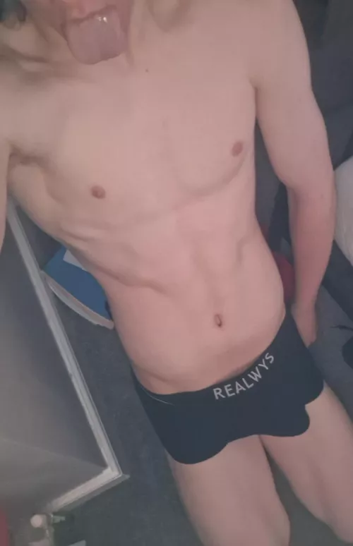 Come say hi by PleasantParamedic538