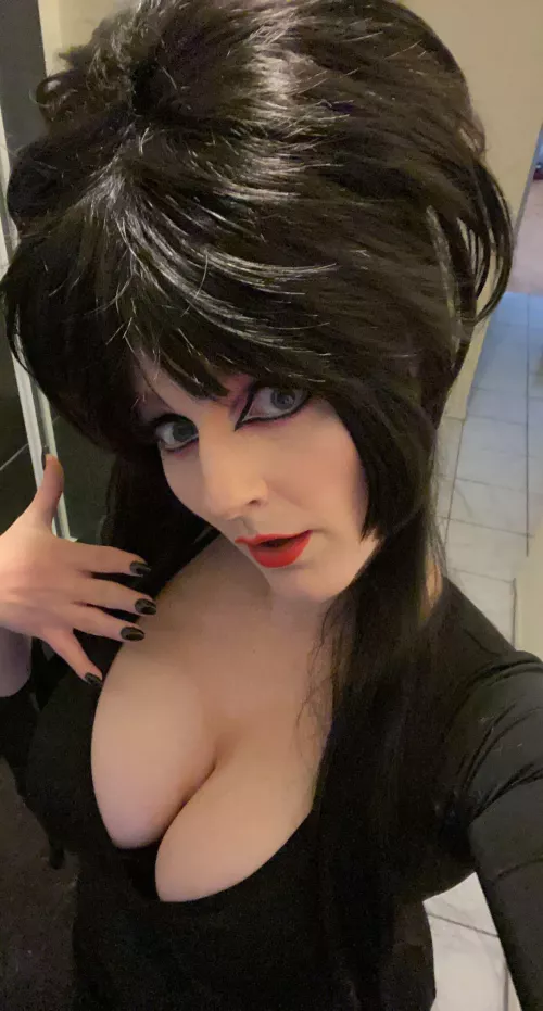 Elvira by CandiceWindfall by CandiceWindfalll