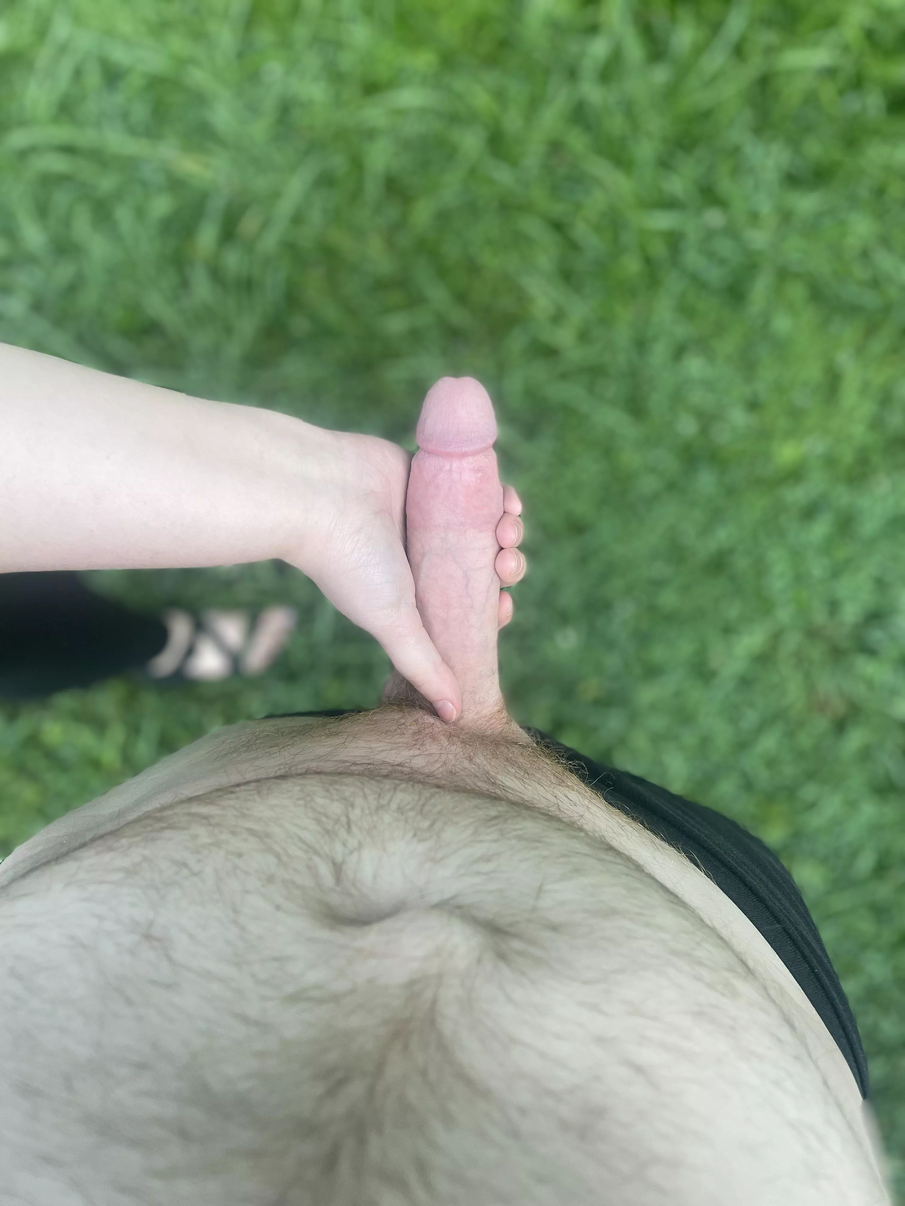 Everyone needs a helping hand now and again posted by ClamChopzz