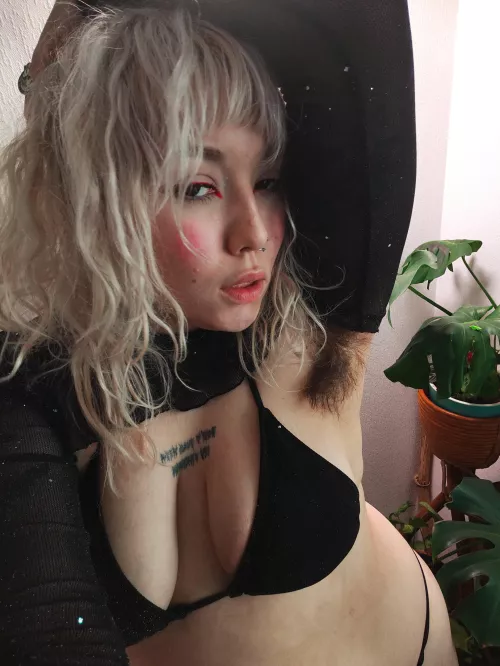 I’m sexy and hairy by OliveCummm