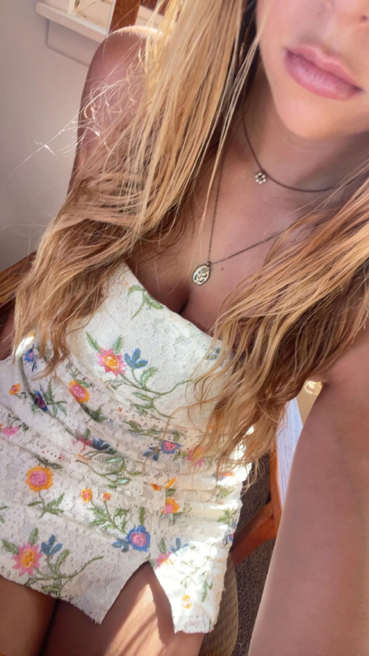 It’s so hot out today posted by lalahannah