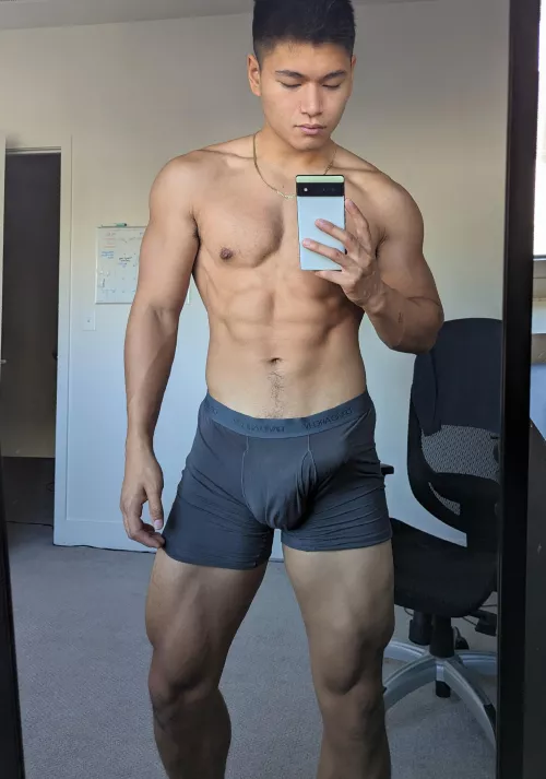 Morning wood through my underwear 👀 by kai-lim