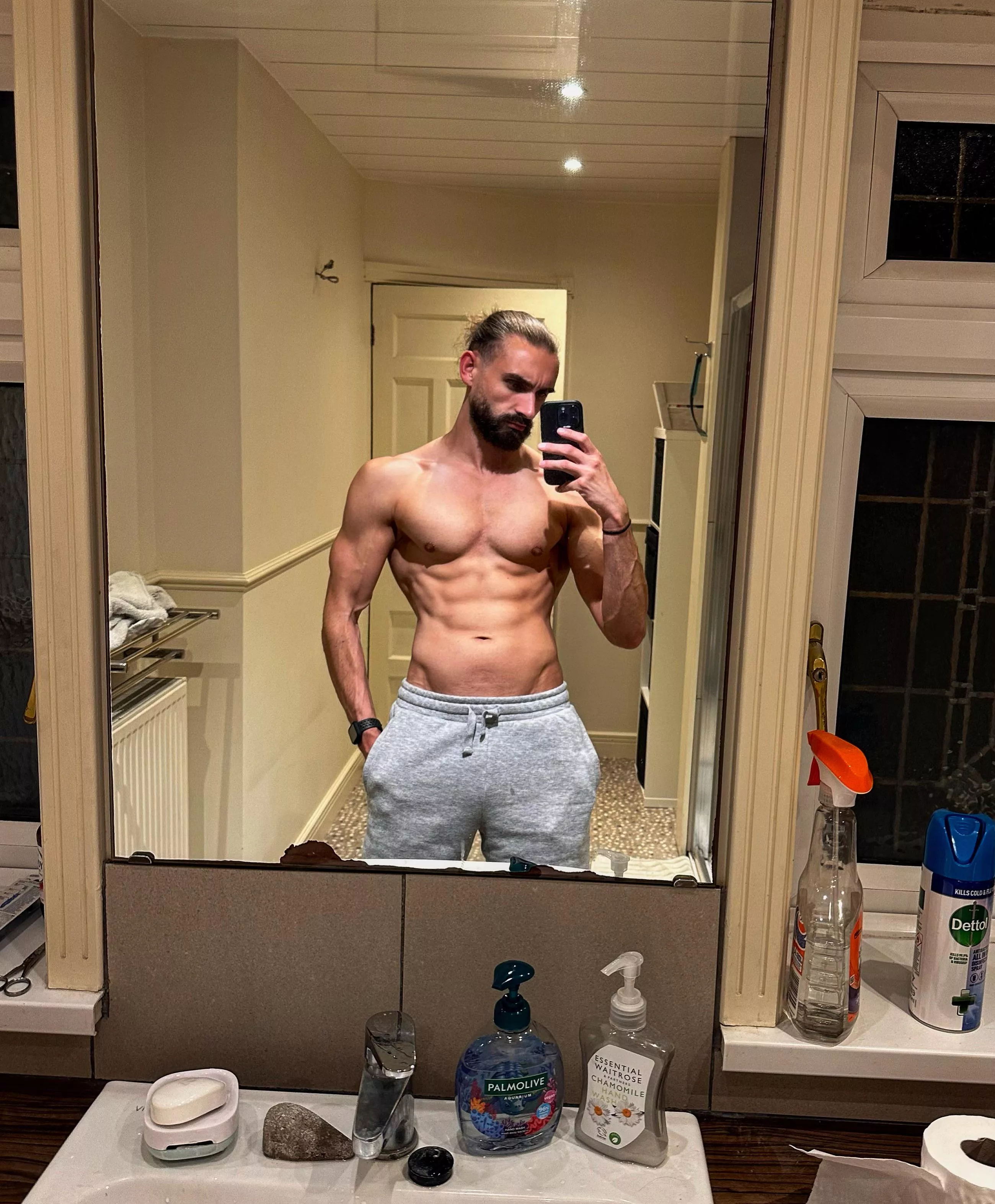 Summer cut goin well🔪 posted by Alexjh93