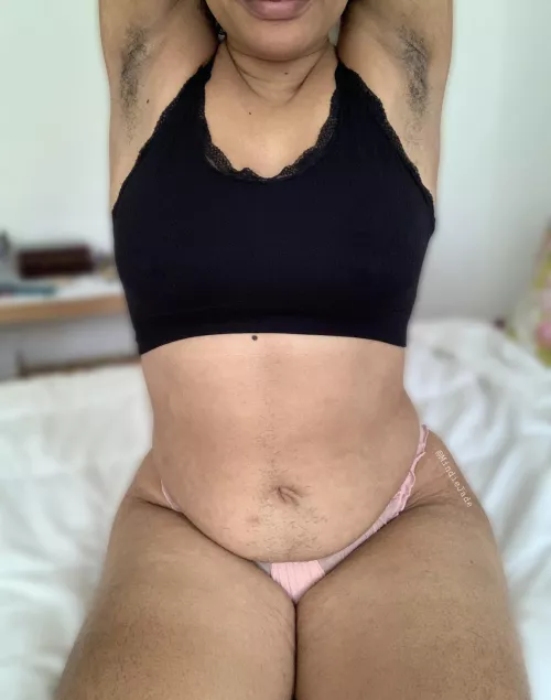 Trail and pits ♥️ by MindieJade