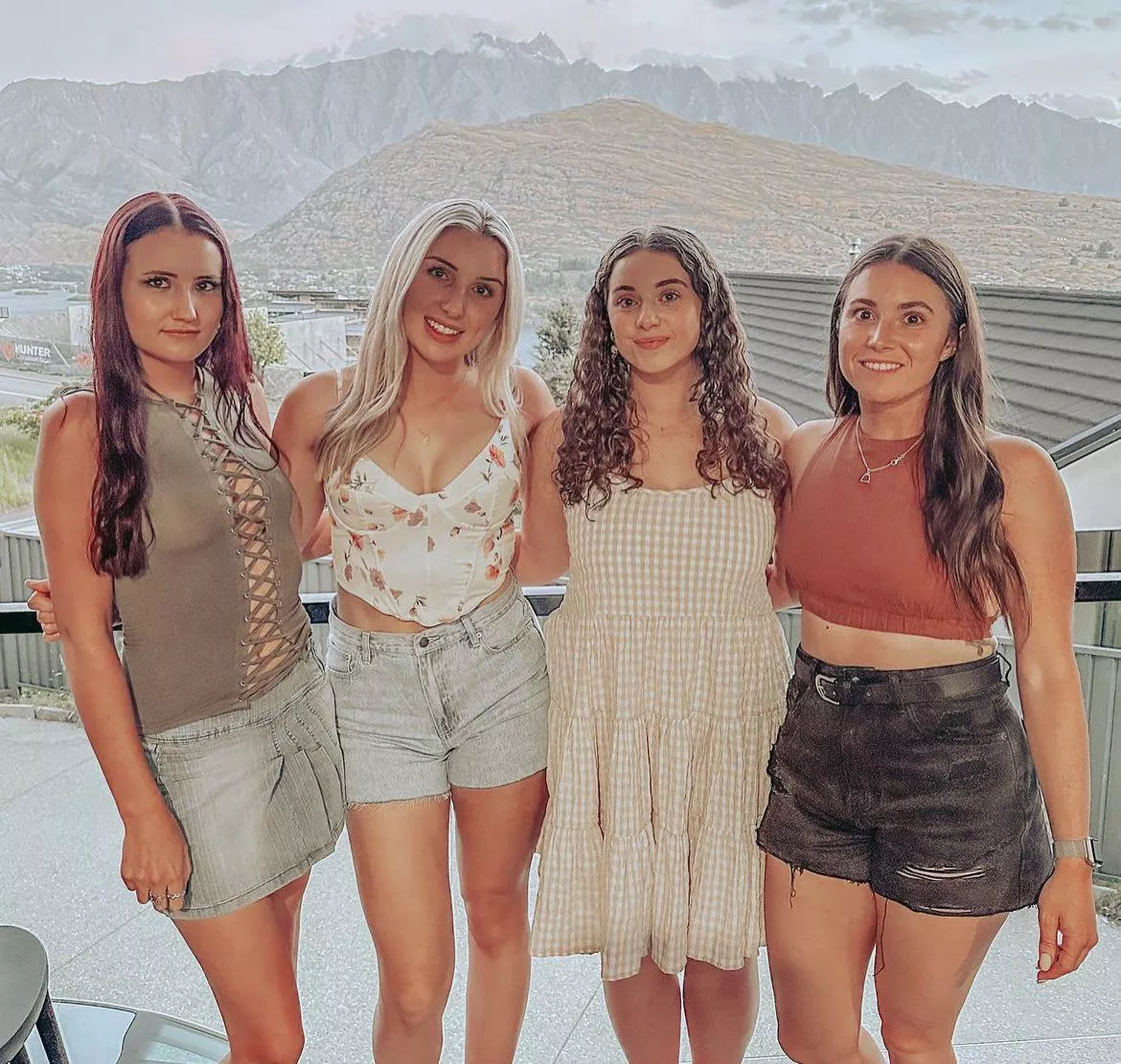 Which One? posted by hornyteens21