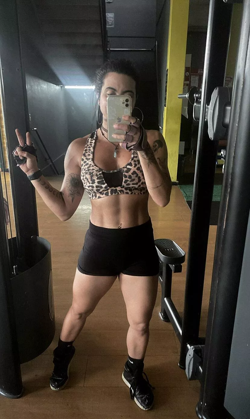 Your girlfriend posted by l4rica