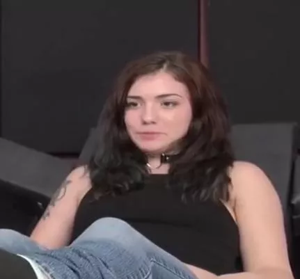 Can someone help me find the name of this girl? posted by Ok-Preparation5995