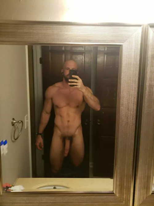 come worship this 😈 by Rayneisnever