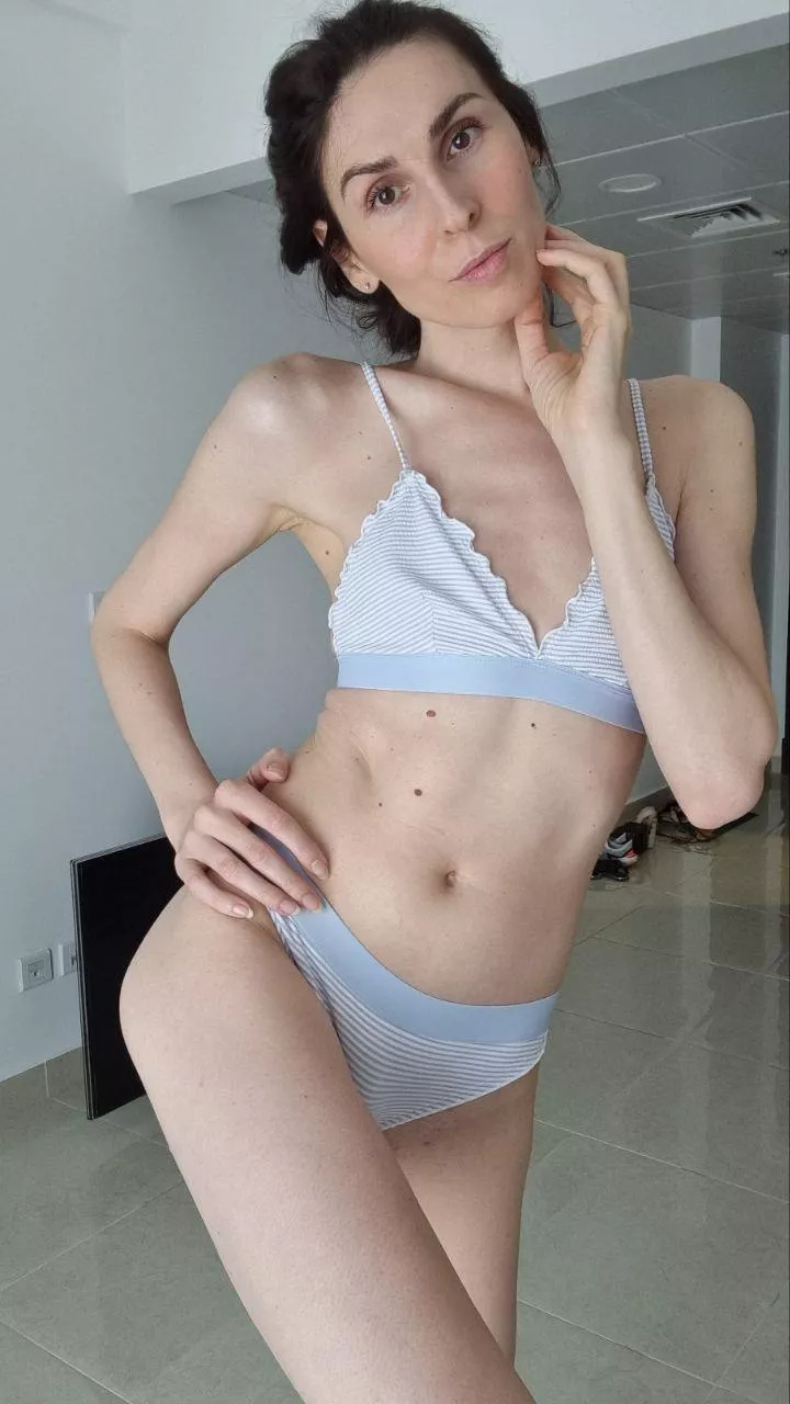 Cute lingeri pic🥰 posted by brooDYABeL