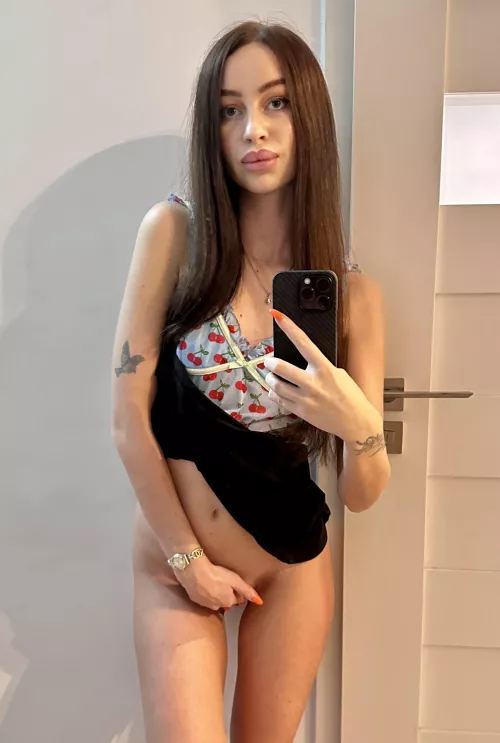 Cute little slut by JessySider