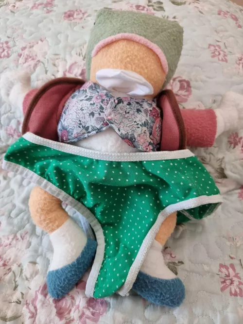 😱I found my panties, I wore them when I was a virgin, do you think they will fit me now? by sharplyfree