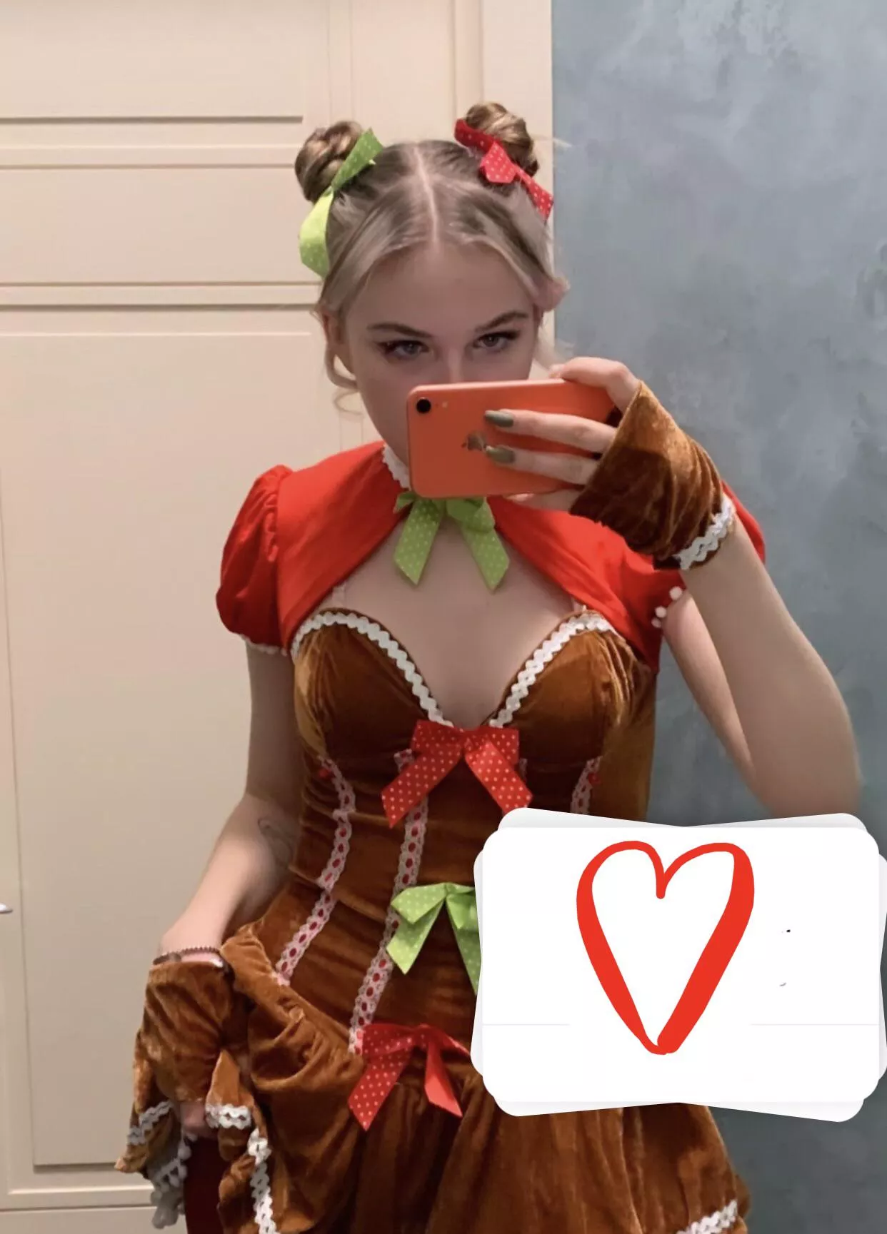 I want to create a NSFW character based on my cosplay. Any ideas? posted by DiegoBrandovich