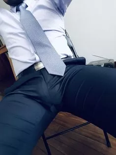 share your office bulge y'all 👔 posted by bulgemmm