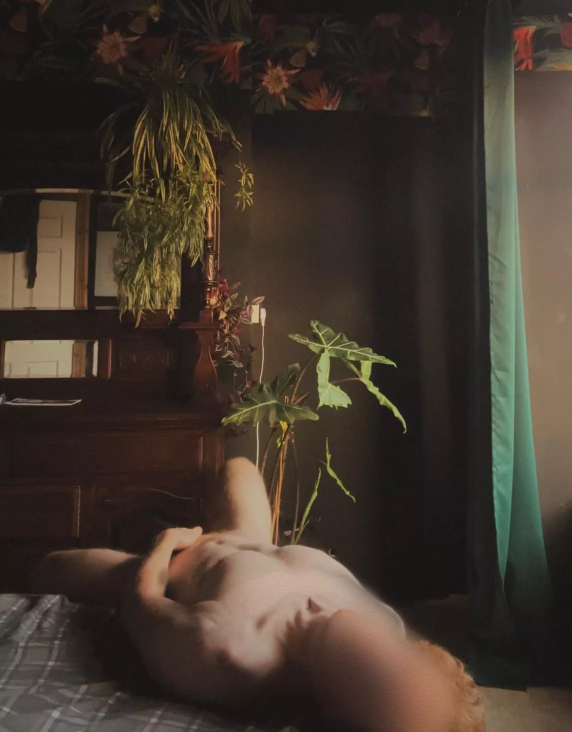 Slowly waking up posted by Macina92