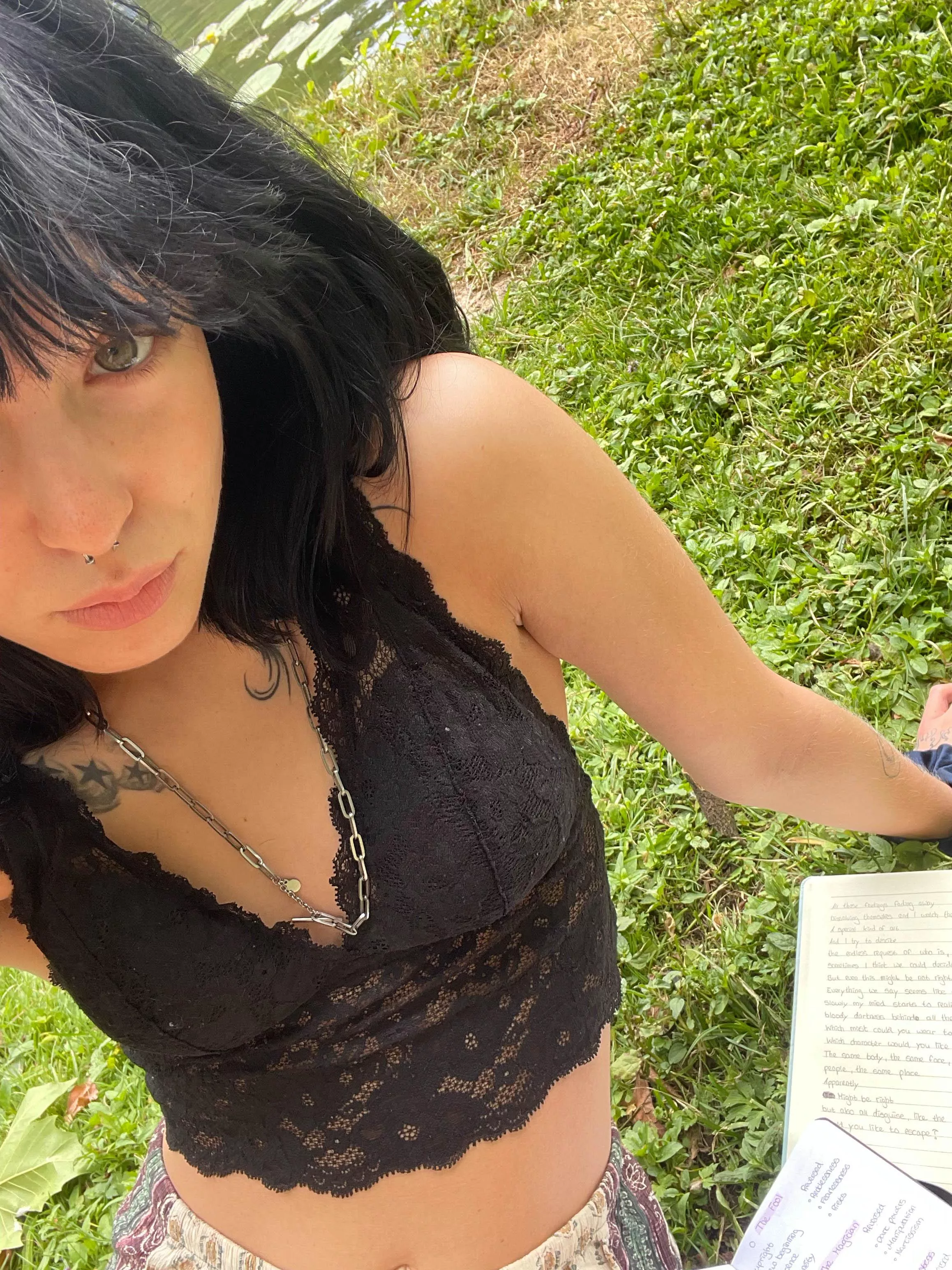 top like this and shorts = perfection posted by ForgetfulGallery