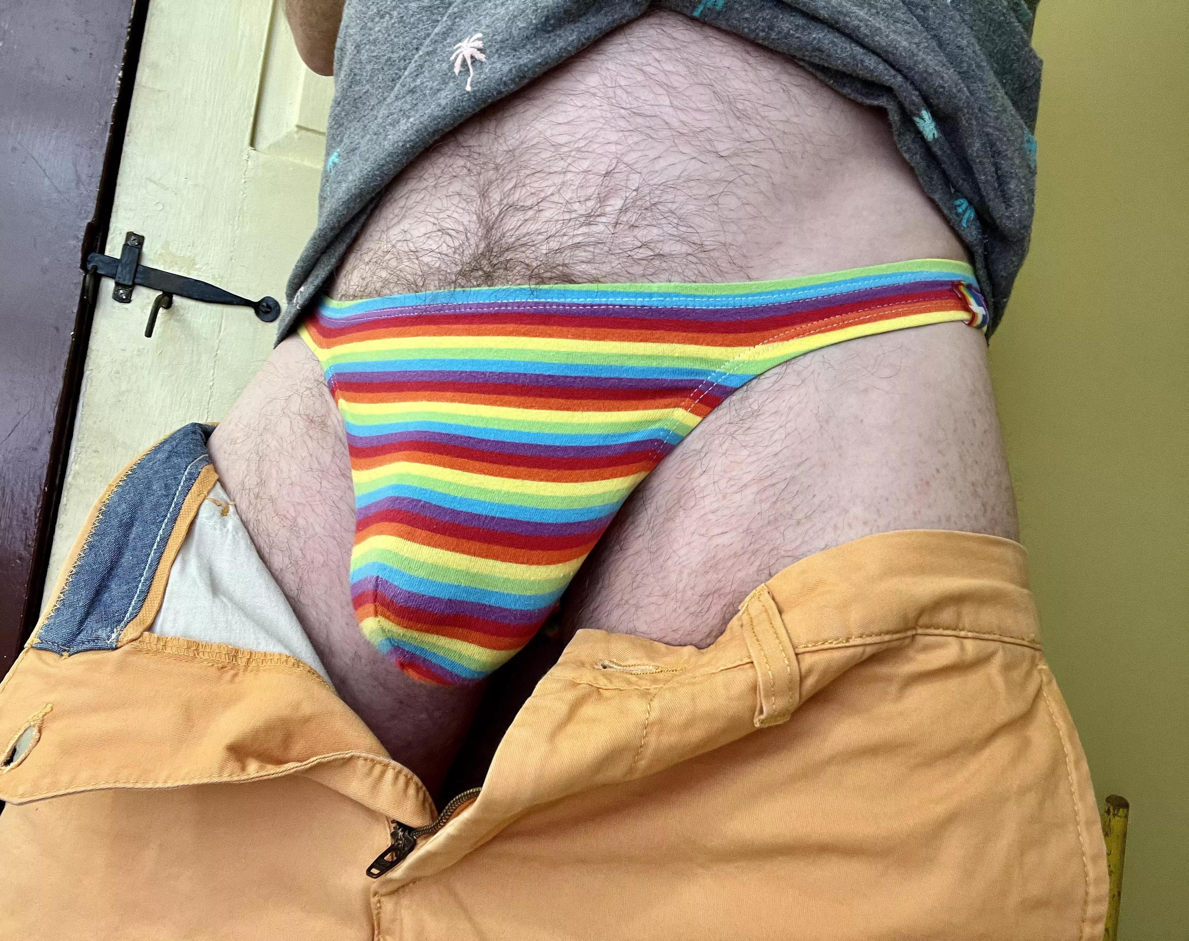 After days of rain, the sun came out and I found a rainbow (56) posted by ogtma