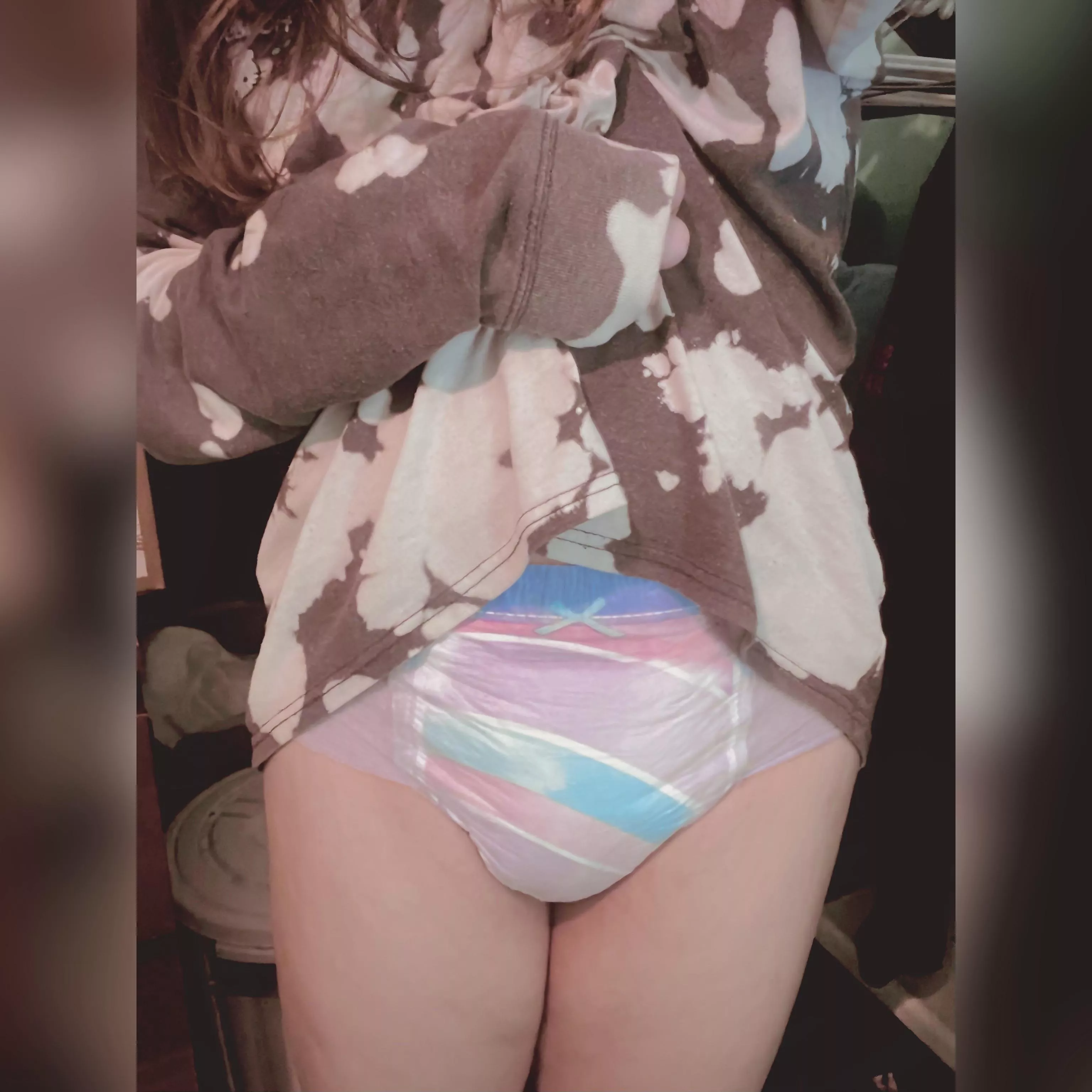 First goodnite pic in a while 💕🥺 🌸 posted by Cemetery_Kate