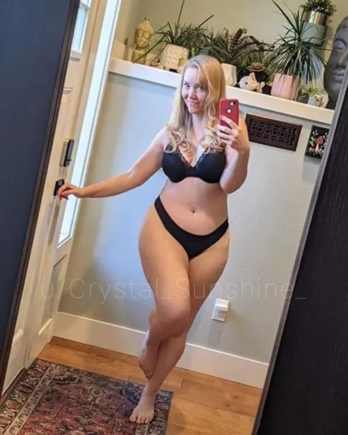 Little in the middle with thick thighs [F49] by Crystal_Sunshine_