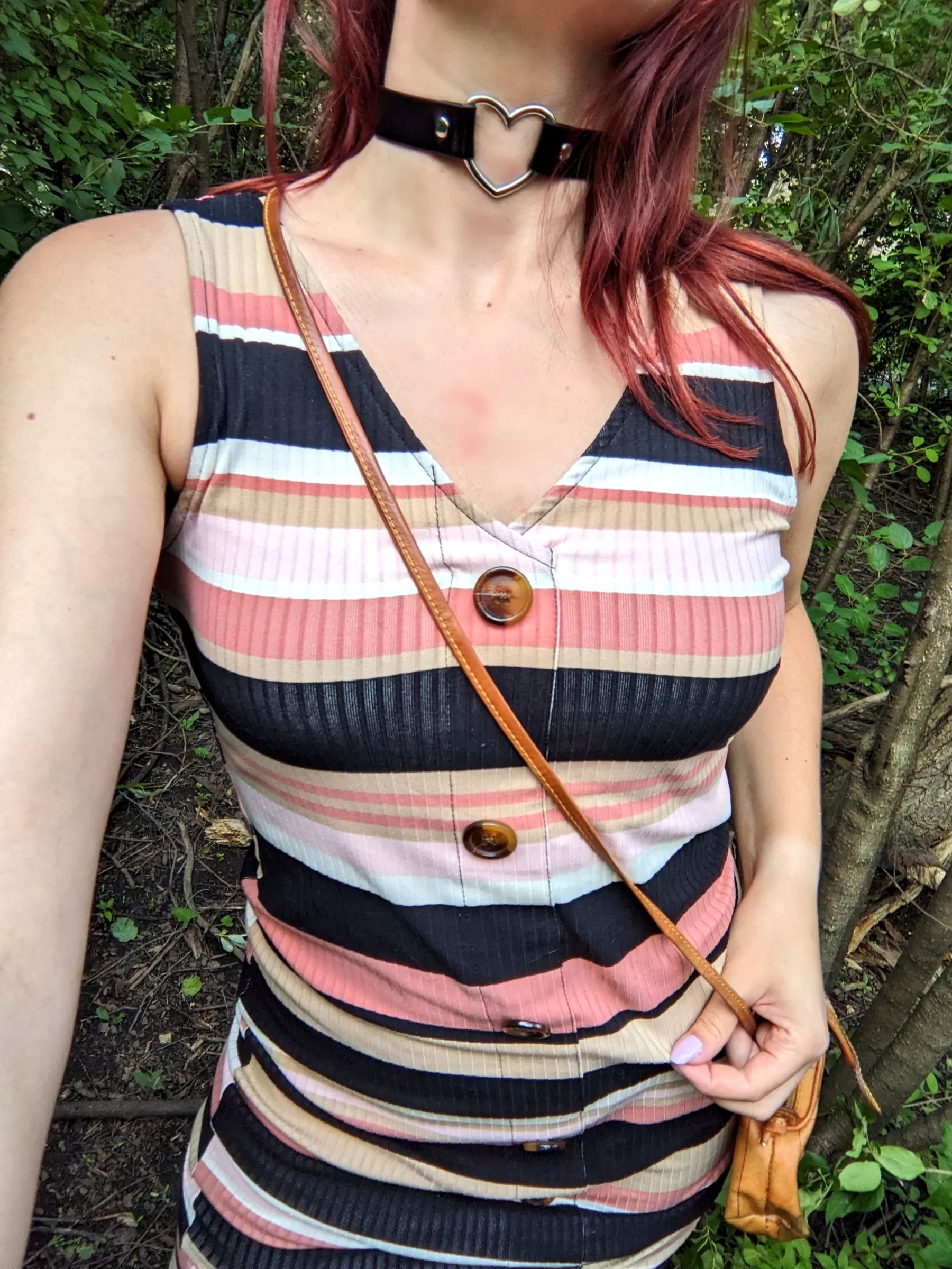 Love my new choker 🖤 [f] posted by pleasegivemethed